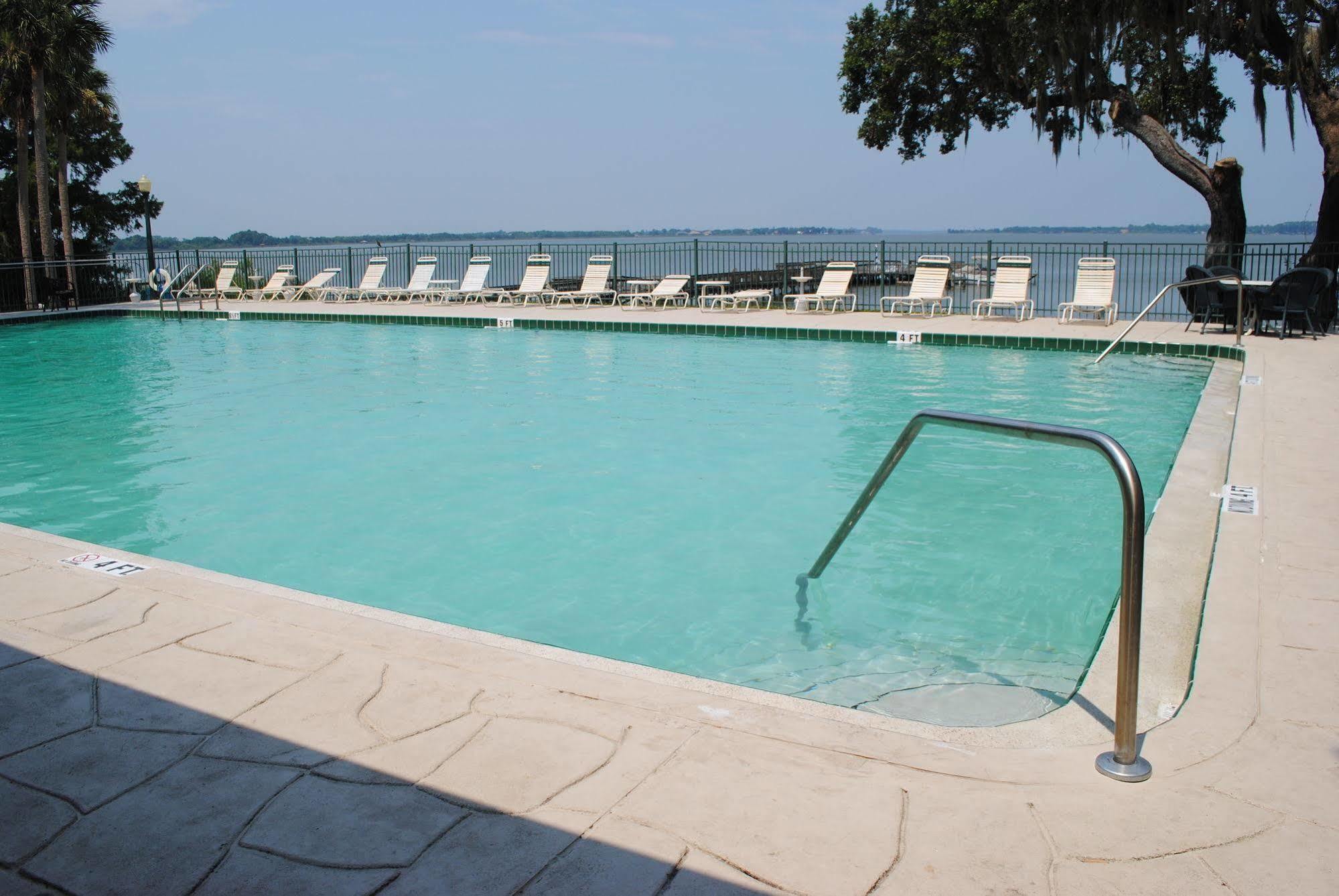 Lakeside Inn On Lake Dora Маунт-Дора Экстерьер фото